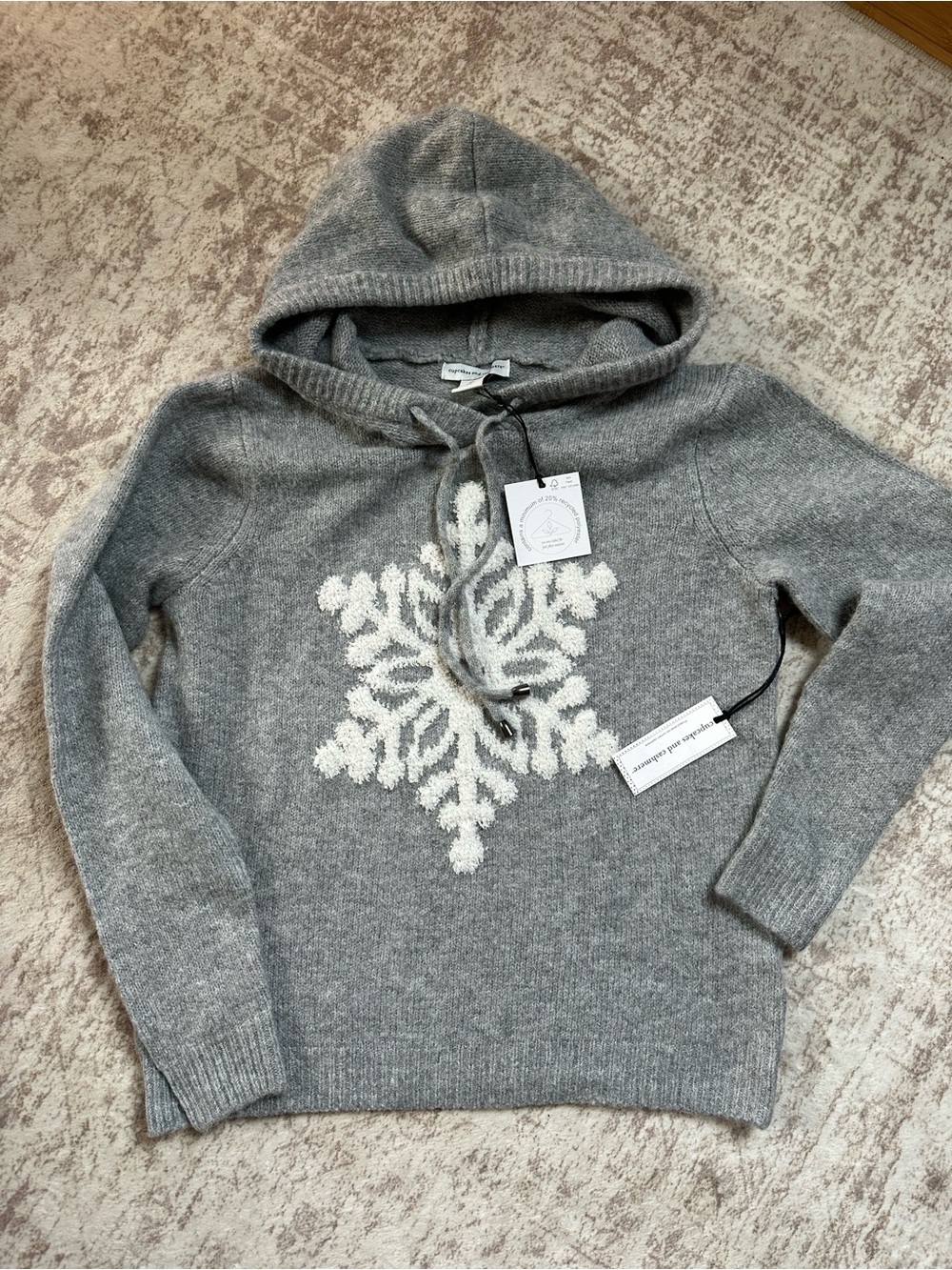 cupcakes & cashmere Gray Hooded Sweater with White Snowflake
